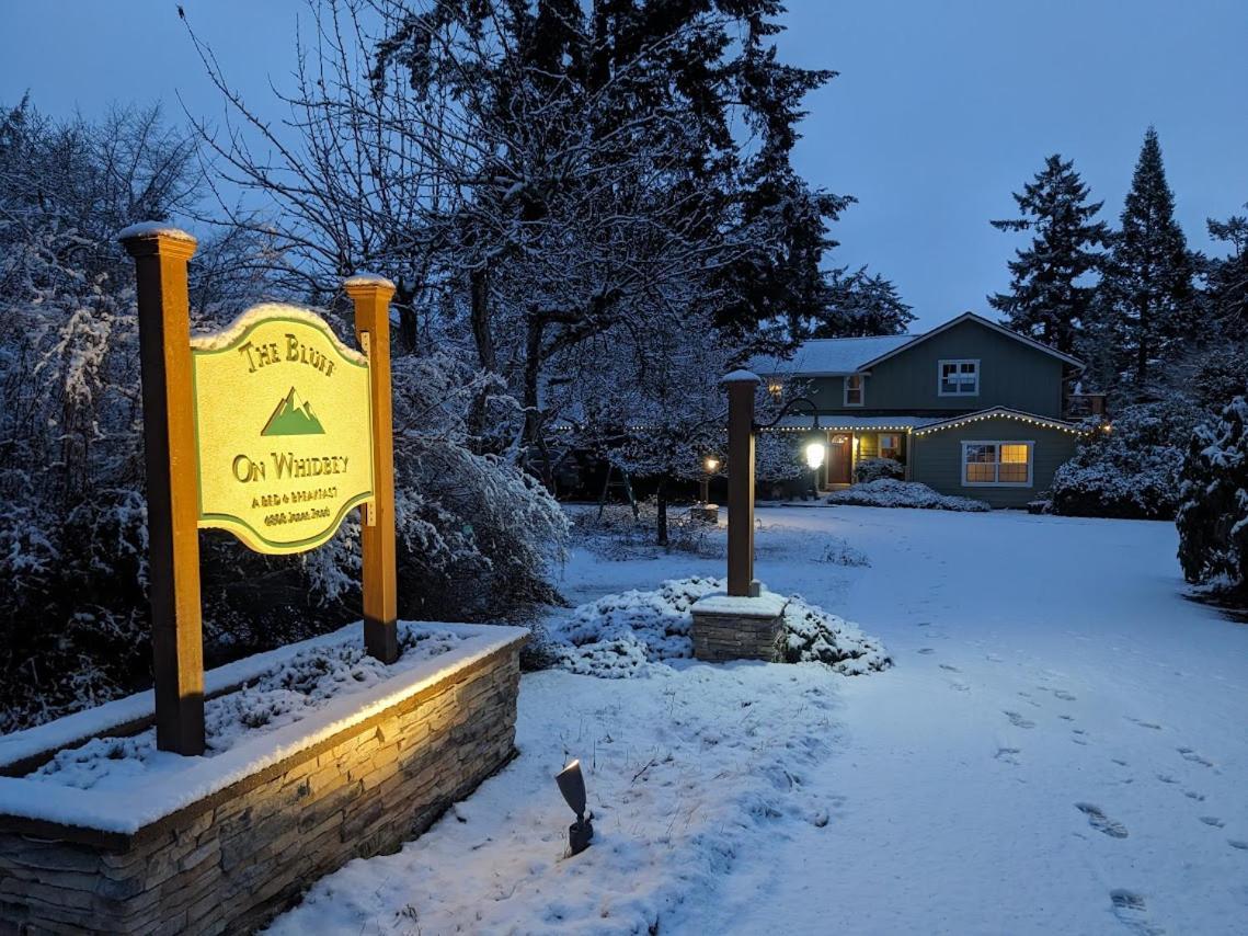 The Bluff On Whidbey Bed & Breakfast Oak Harbor Exterior photo